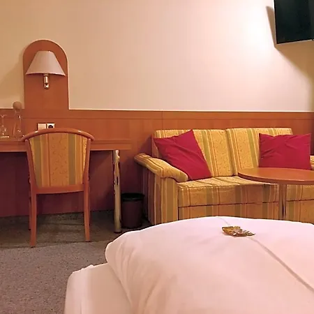 Hotell Engel 3*