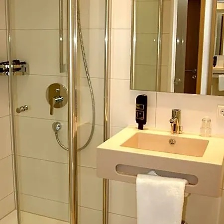 Engel Hotell